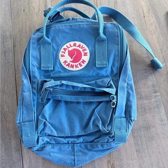 FjallRaven Kanken Mini Backpack - Picture 1 of 3